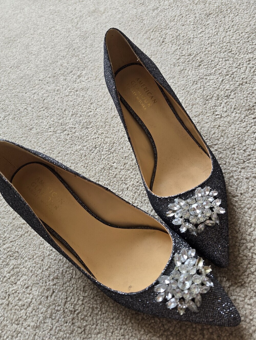 American Glamour by Badgley Mischka Crystal Embellished Glitter Pumps Heels Size